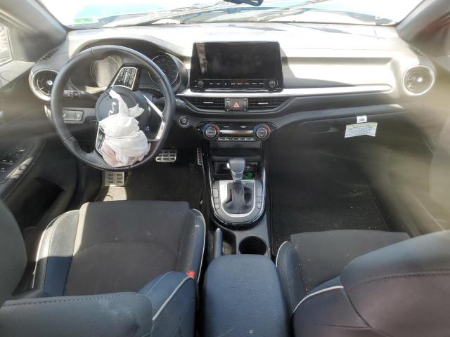 3KPF54AD9NE439670 KIA Forte Gt Line
