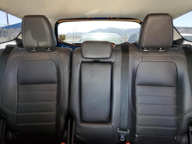 1FMCU0HDXJUD22045 Ford ESCAPE SEL