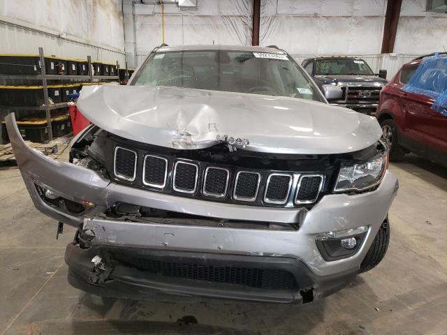3C4NJCBB6JT227216 Jeep Compass Latitude