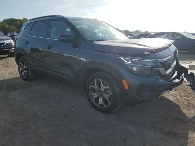 KNDERCAA7M7104812 KIA SELTOS EX