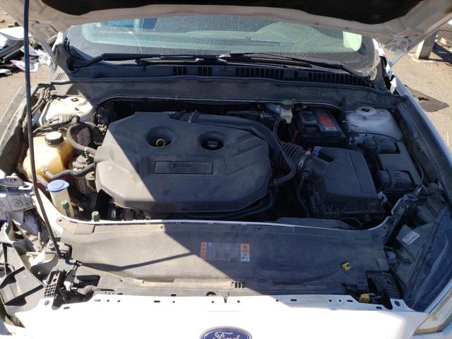 3FA6P0D94HR220418 Ford Fusion Titanium