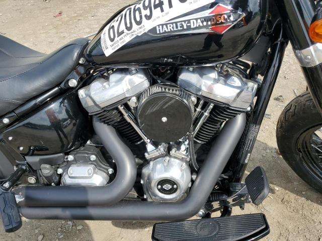 2019 HARLEY-DAVIDSON FLSL - 1HD1YDJ24KB055013