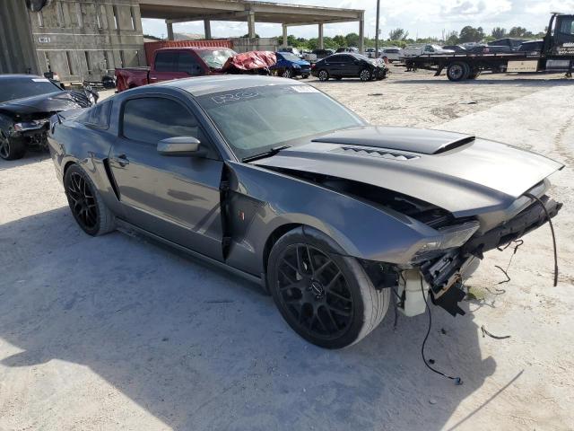 1ZVBP8CF8D5256041 2013 FORD MUSTANG, photo no. 4