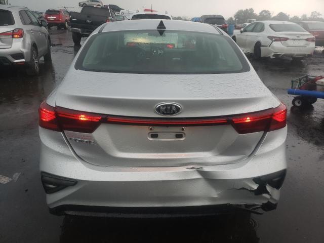 3KPF24AD5KE103826 KIA FORTE FE