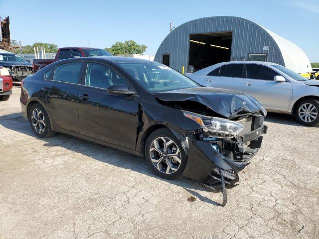 3KPF24AD2ME412625 Kia Forte FE 4