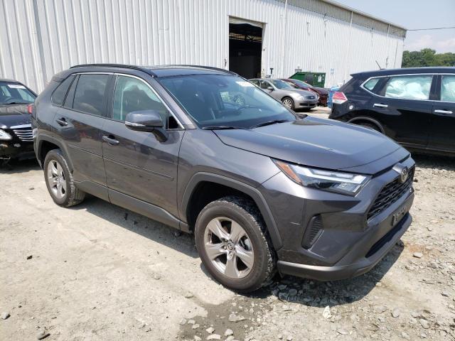 2T3P1RFV7NW259977 Toyota RAV4 XLE 4