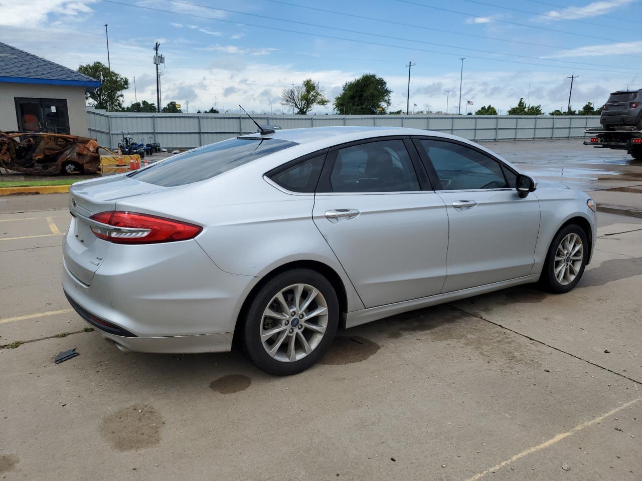 3FA6P0HD9HR246883 2017 Ford Fusion Se