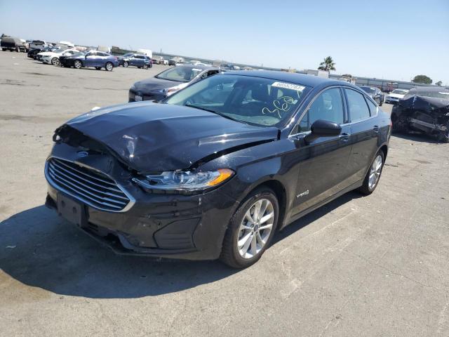 3FA6P0LU5KR188382 Ford Fusion SE