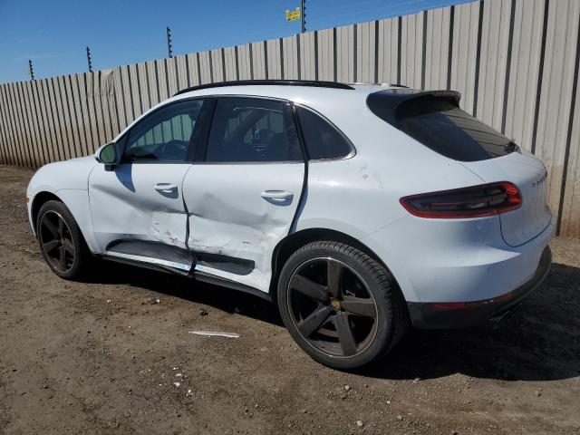 VIN WP1AA2A54JLB23595 2018 Porsche Macan no.2