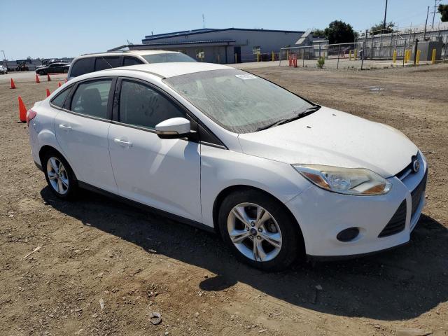 1FADP3F27EL237636 Ford FOCUS SE