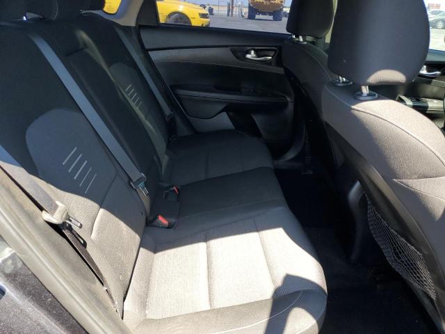 3KPF34AD4KE064885 KIA Forte Gt Line