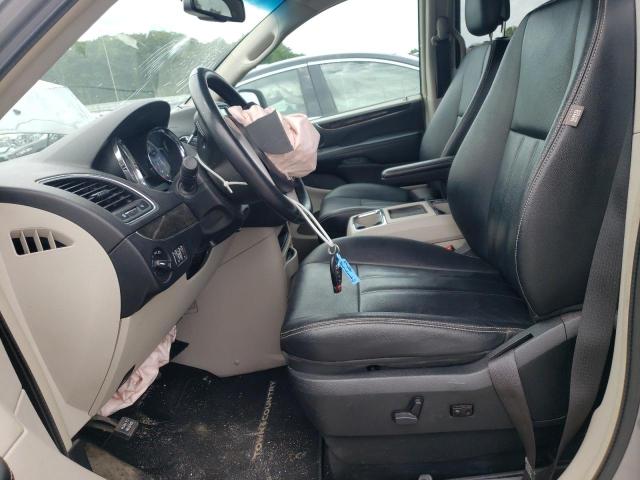 2016 CHRYSLER TOWN AND C - 2C4RC1BG5GR302706