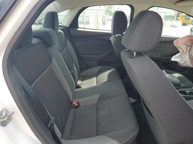 1FADP3F2XEL282828 Ford FOCUS SE