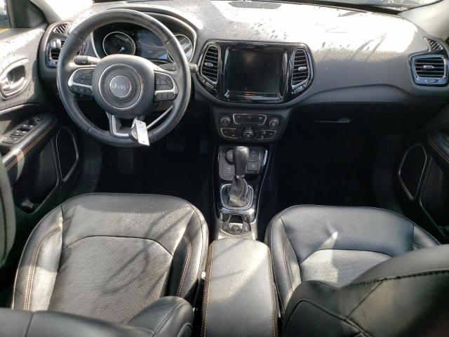 3C4NJDCB8JT372696 Jeep Compass Limited
