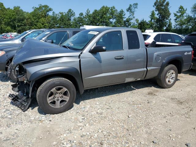 2005 Dodge Dakota SLT