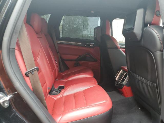 2015 PORSCHE CAYENNE TU WP1AC2A26FLA82278