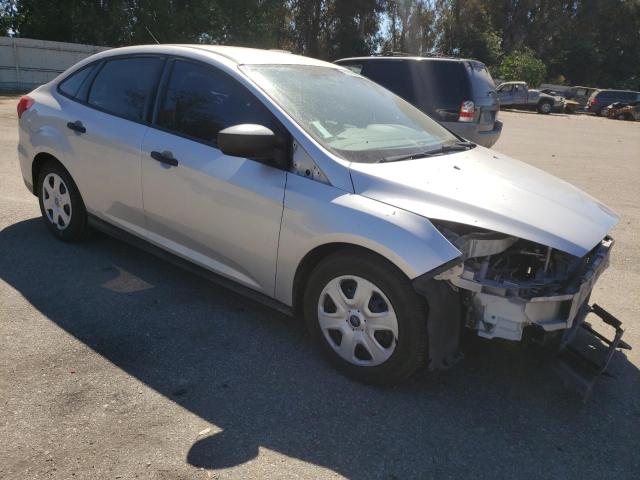 1FADP3E20HL206198 Ford FOCUS S