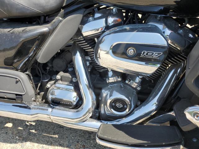 2018 HARLEY-DAVIDSON FLTRU 1HD1KGD31JB658359