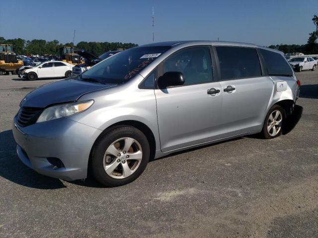 2013 Toyota Sienna 