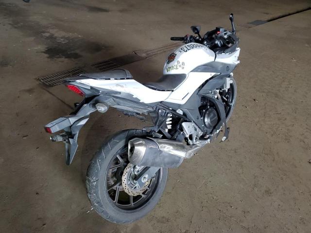 2018 SUZUKI GSX250R LC6DN11A7J1101351