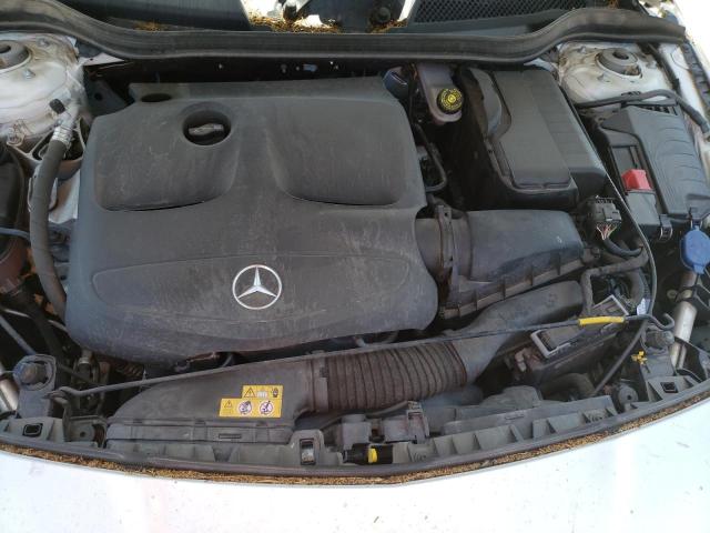 WDDSJ4EB8JN683941 Mercedes-Benz CLA 250