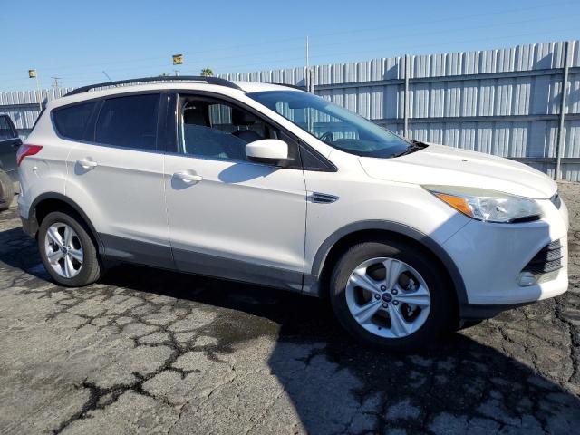 1FMCU0GX8EUB29670 Ford ESCAPE SE