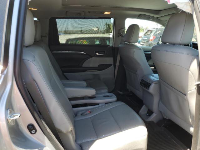 5TDDZRFH4JS863679 Toyota Highlander Limited
