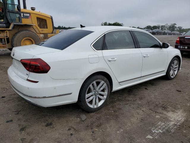 2017 VOLKSWAGEN PASSAT SEL - 1VWCT7A34HC017364