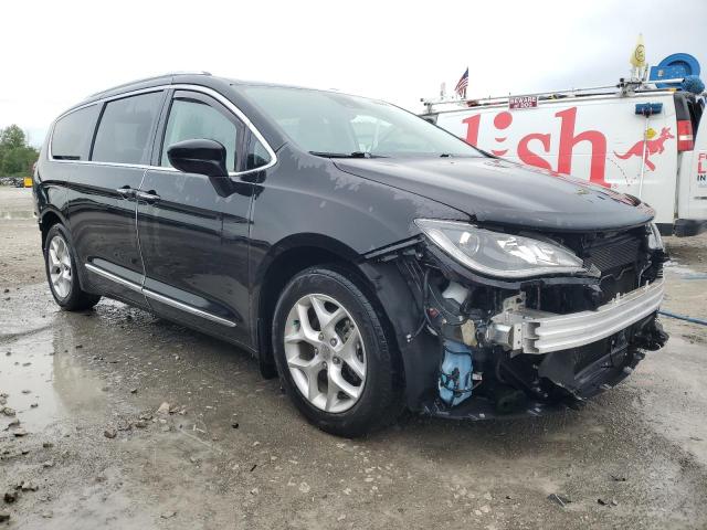 2C4RC1BG2JR128021 2018 CHRYSLER PACIFICA, photo no. 4