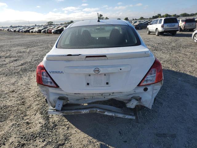 3N1CN7AP4JL821659 Nissan VERSA S