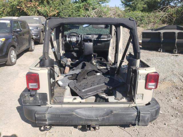 1C4BJWDG2JL865391 Jeep Wrangler Unlimited Sport