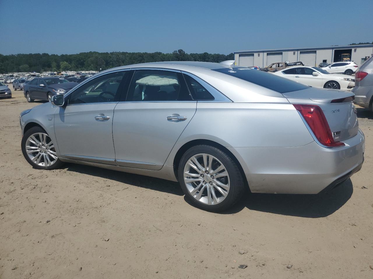 2G61M5S32K9113814 Cadillac XTS LUXURY 2