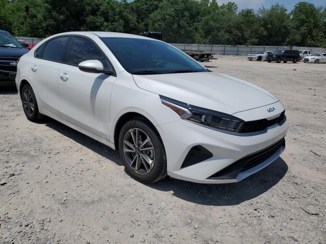 3KPF24AD7PE637790 Kia Forte LX 4