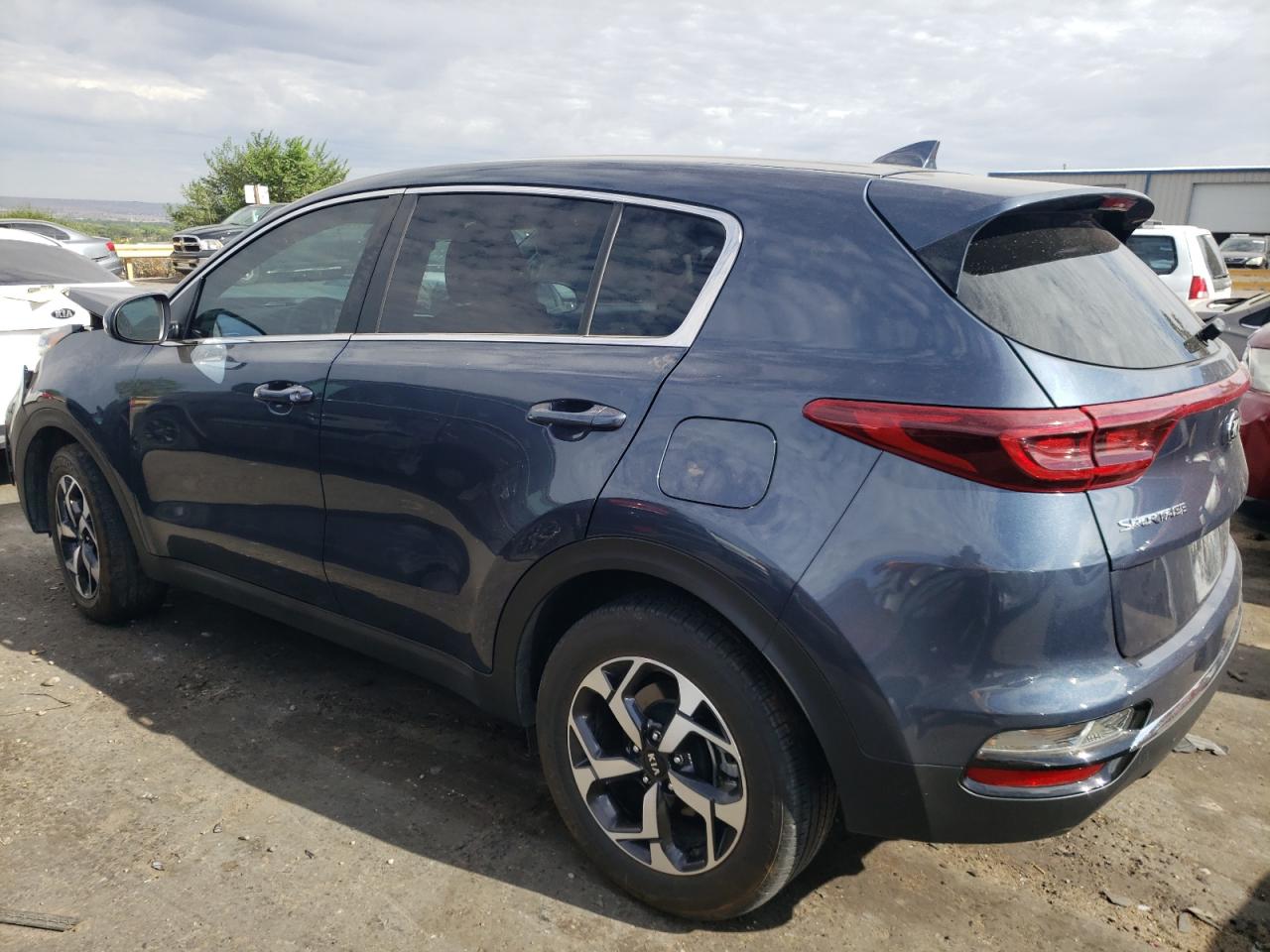 2022 Kia Sportage Lx vin: KNDPM3AC2N7997479