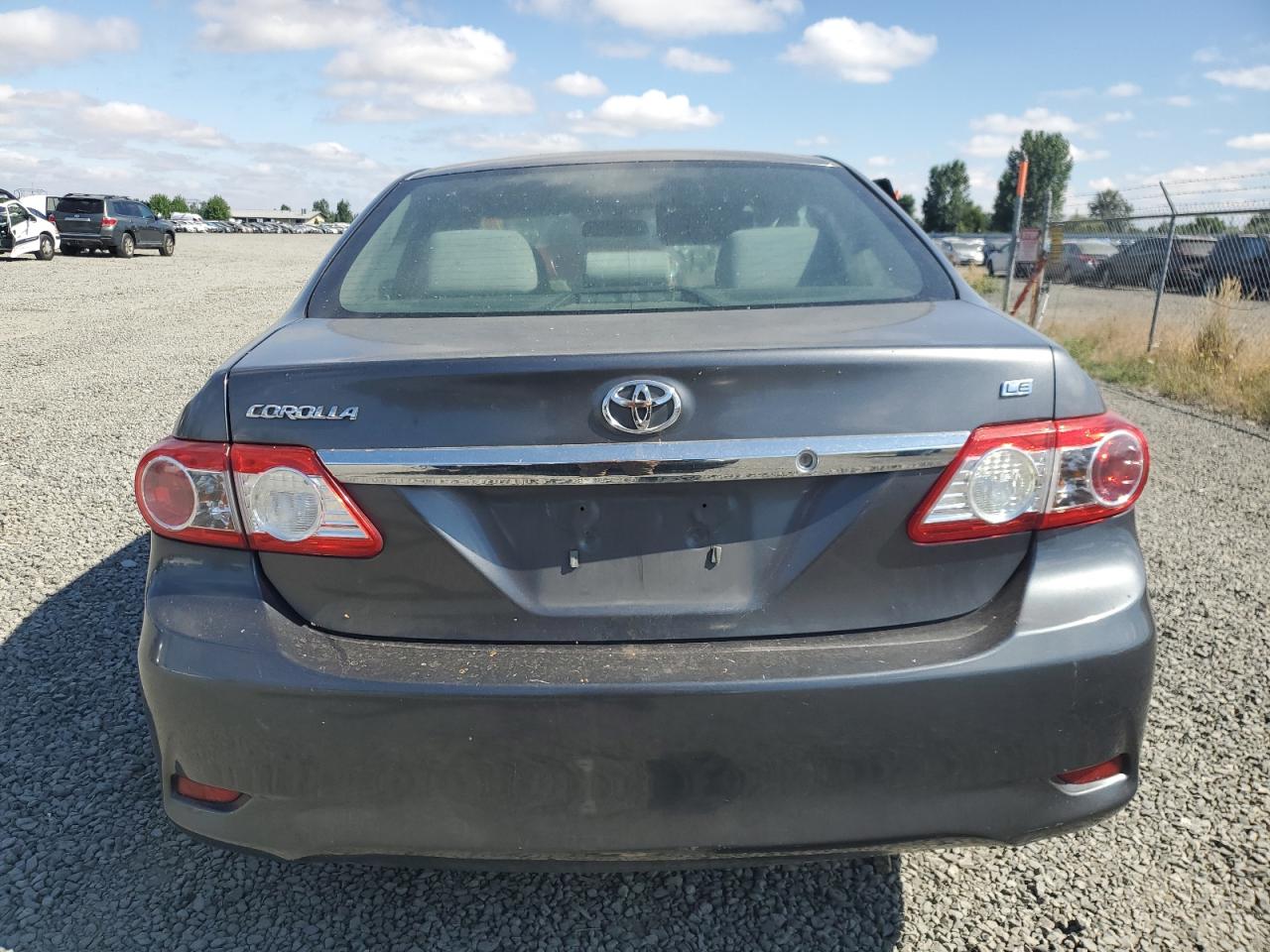 2T1BU4EE3BC570138 2011 Toyota Corolla Base