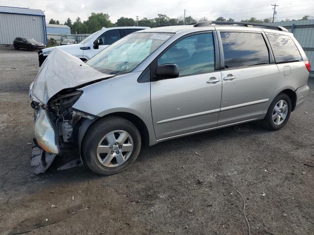 2009 Toyota Sienna CE