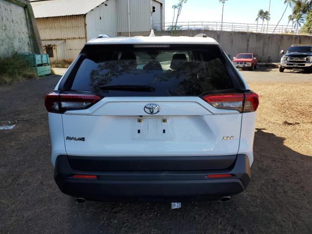 2021 TOYOTA RAV4 XLE - JTMW1RFV5MD081848