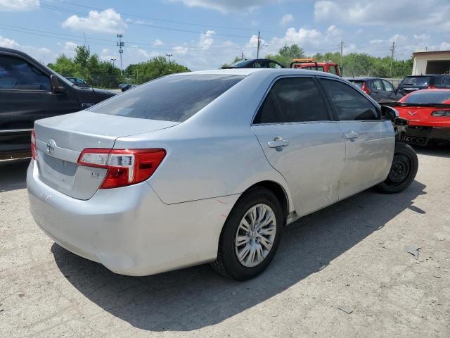 Toyota camry 2013 года