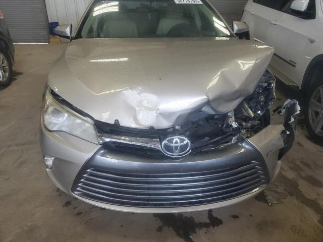 VIN 4T4BF1FK7GR555862 2016 Toyota Camry, LE no.11