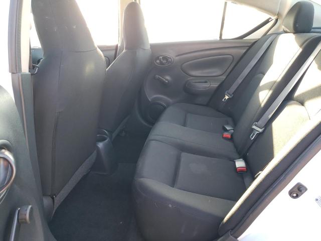  NISSAN VERSA 2017 Білий