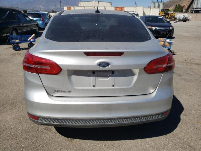 1FADP3E20HL206198 Ford FOCUS S