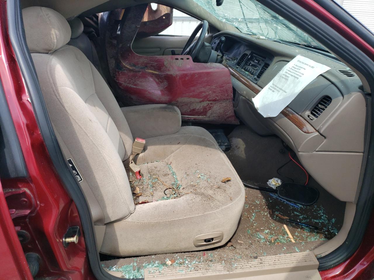 2FAFP74WX2X147465 2002 Ford Crown Victoria Lx