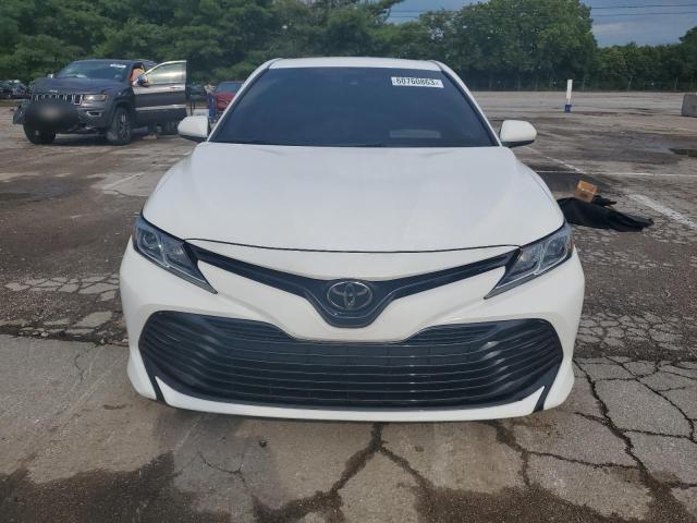  TOYOTA CAMRY 2018 Білий