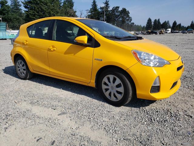 JTDKDTB34E1075145 Toyota PRIUS C
