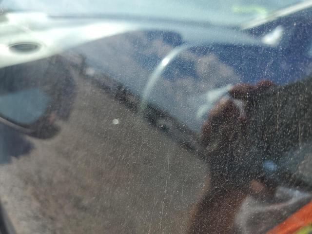KNDMB5C15H6218022 KIA SEDONA LX