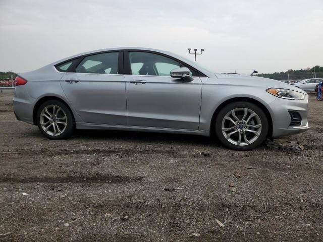 3FA6P0CD4LR153320 Ford Fusion SEL 4