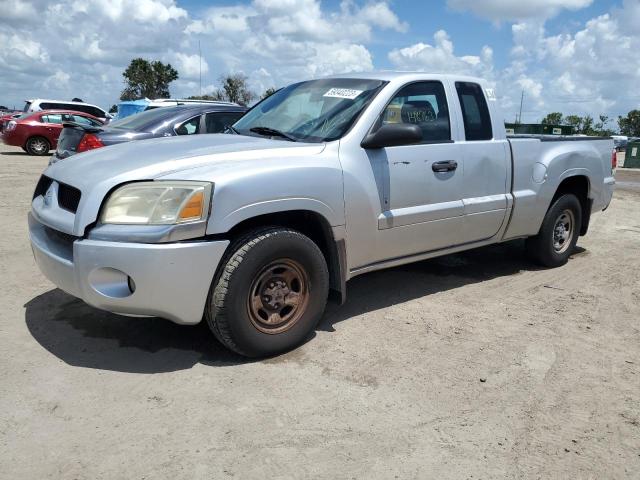 2007 Mitsubishi Raider LS