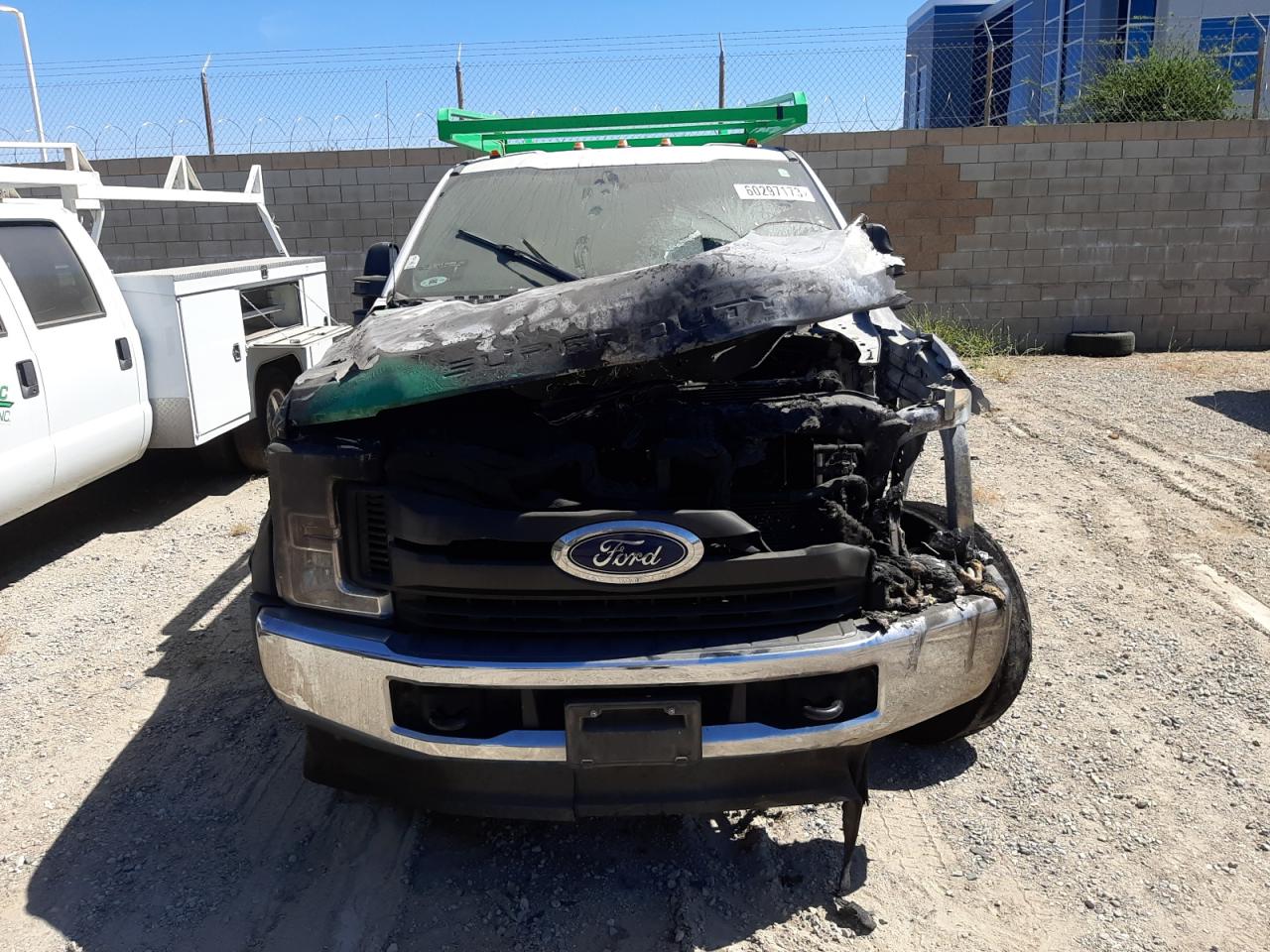 VIN: 1FD9W4HT6KEF30020 2019 FORD F450