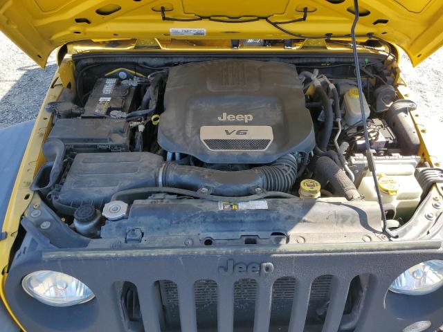 1C4HJWDG3FL585545 Jeep Wrangler Unlimited Sport