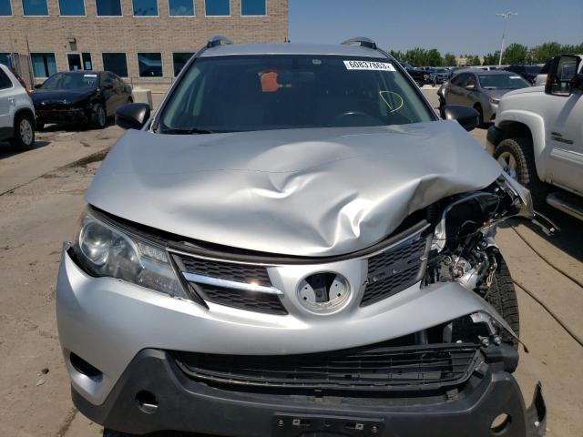 JTMBFREV0FJ048066 Toyota RAV4 LE